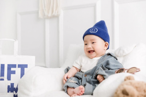 和县八个月宝宝能吃榴莲吗